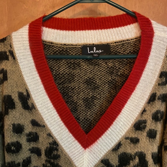 Lulus animal print varsity sweater size M/L NEW - Picture 8 of 8